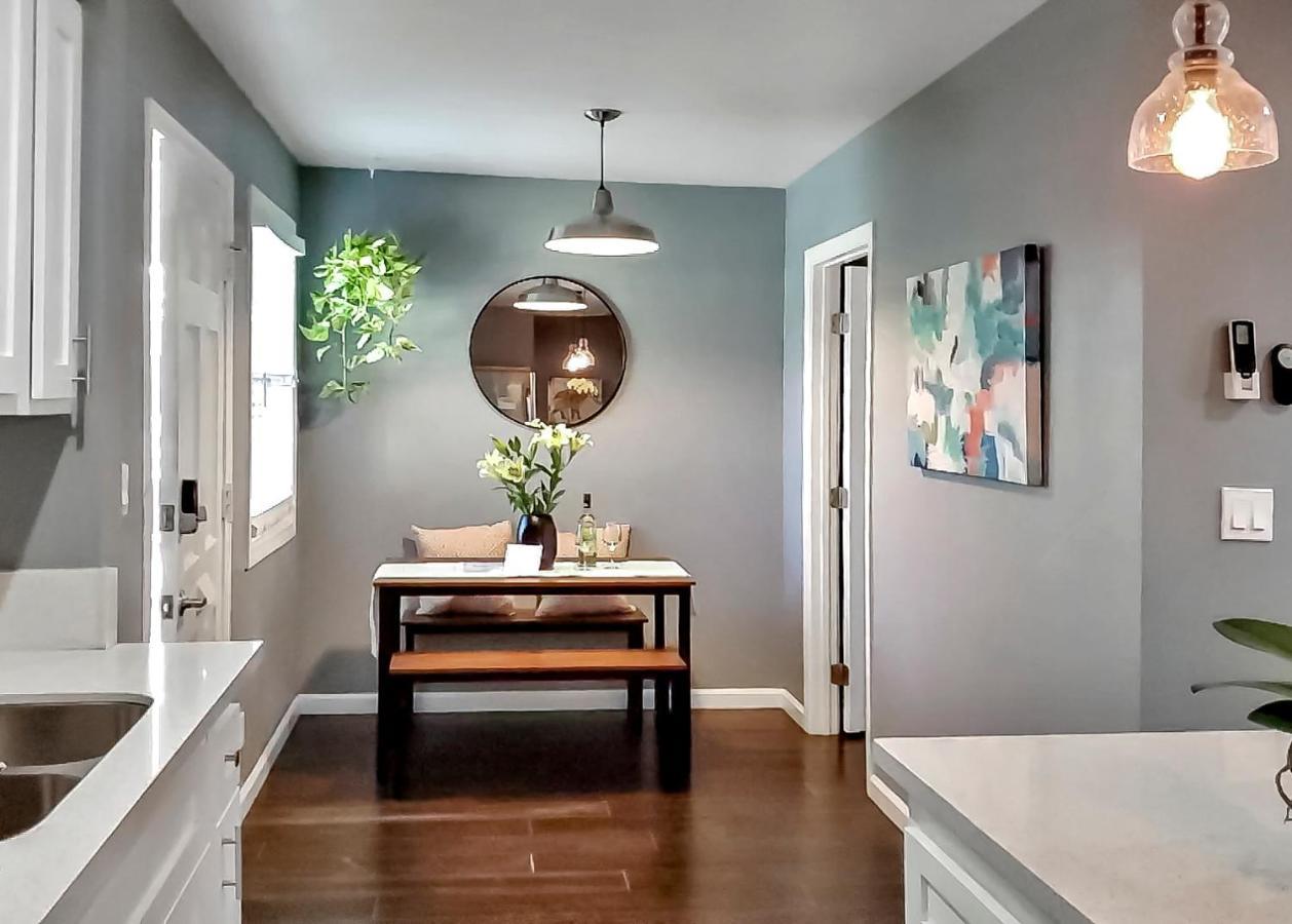 Apartment Located In Historic District Mins To Downtown, Beaches & Convention Center Long Beach Bagian luar foto